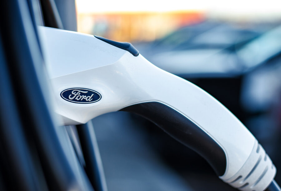ford electric vehicle charger